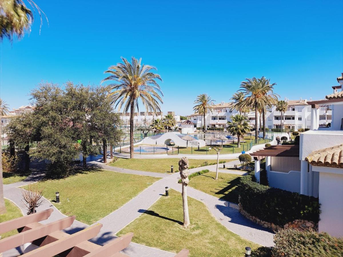 Apartamentos Turisticos Taymar Chiclana de la Frontera Exterior photo