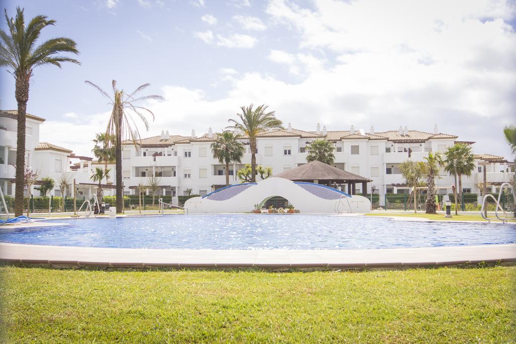 Apartamentos Turisticos Taymar Chiclana de la Frontera Exterior photo