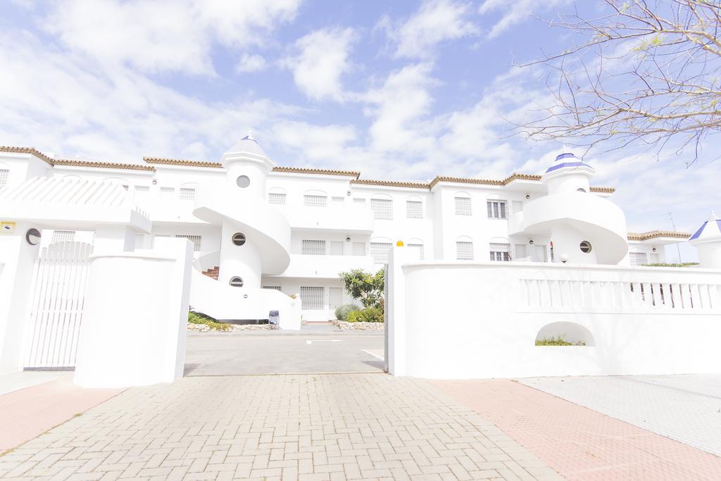 Apartamentos Turisticos Taymar Chiclana de la Frontera Exterior photo