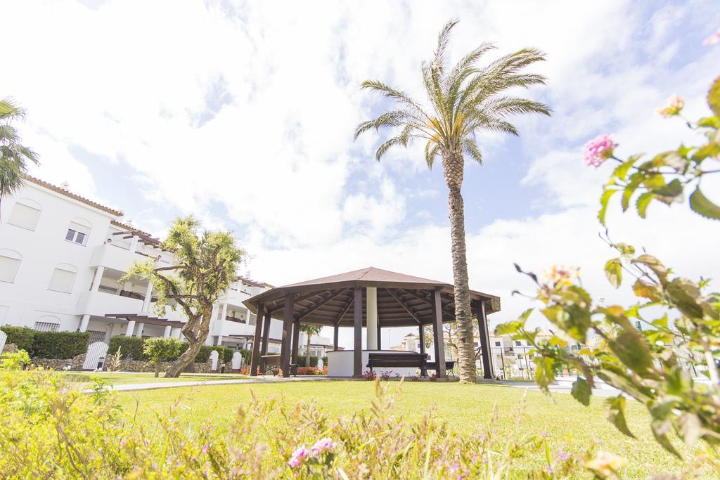 Apartamentos Turisticos Taymar Chiclana de la Frontera Exterior photo